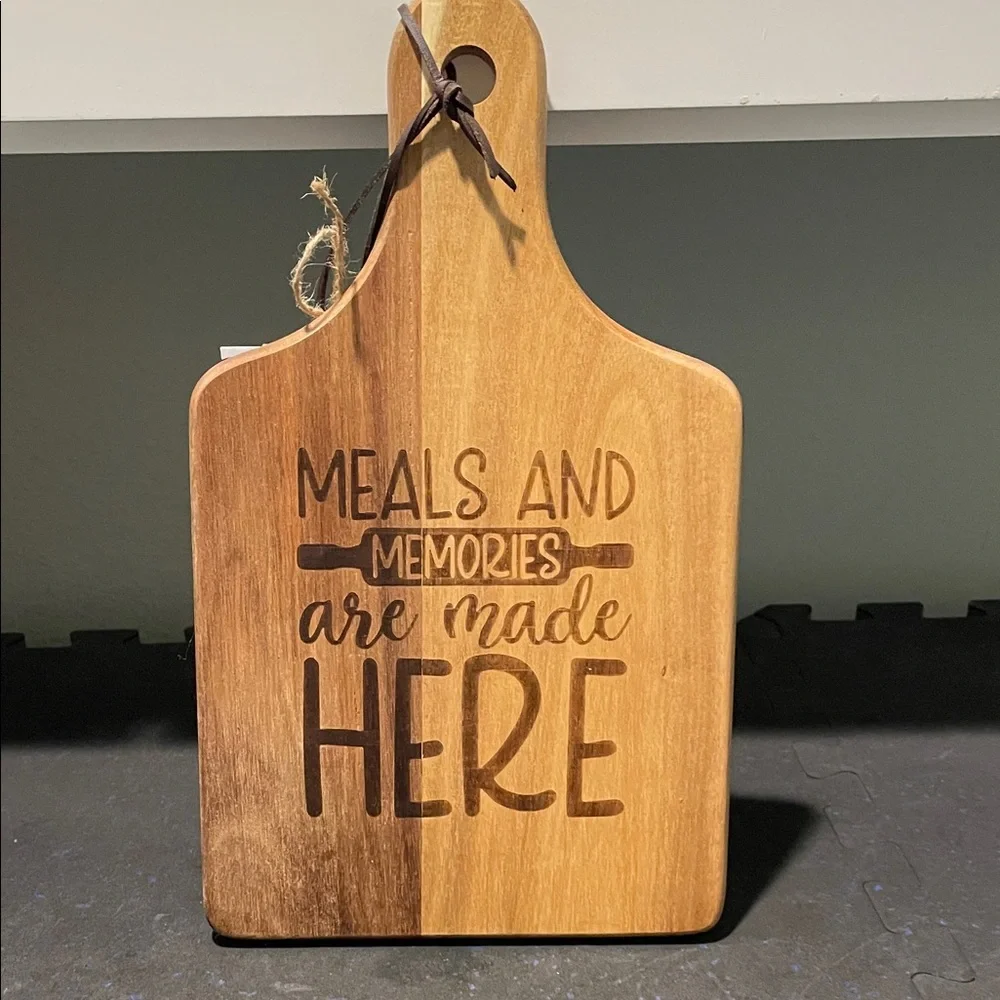Wooden Cutting Board with Engraved Text